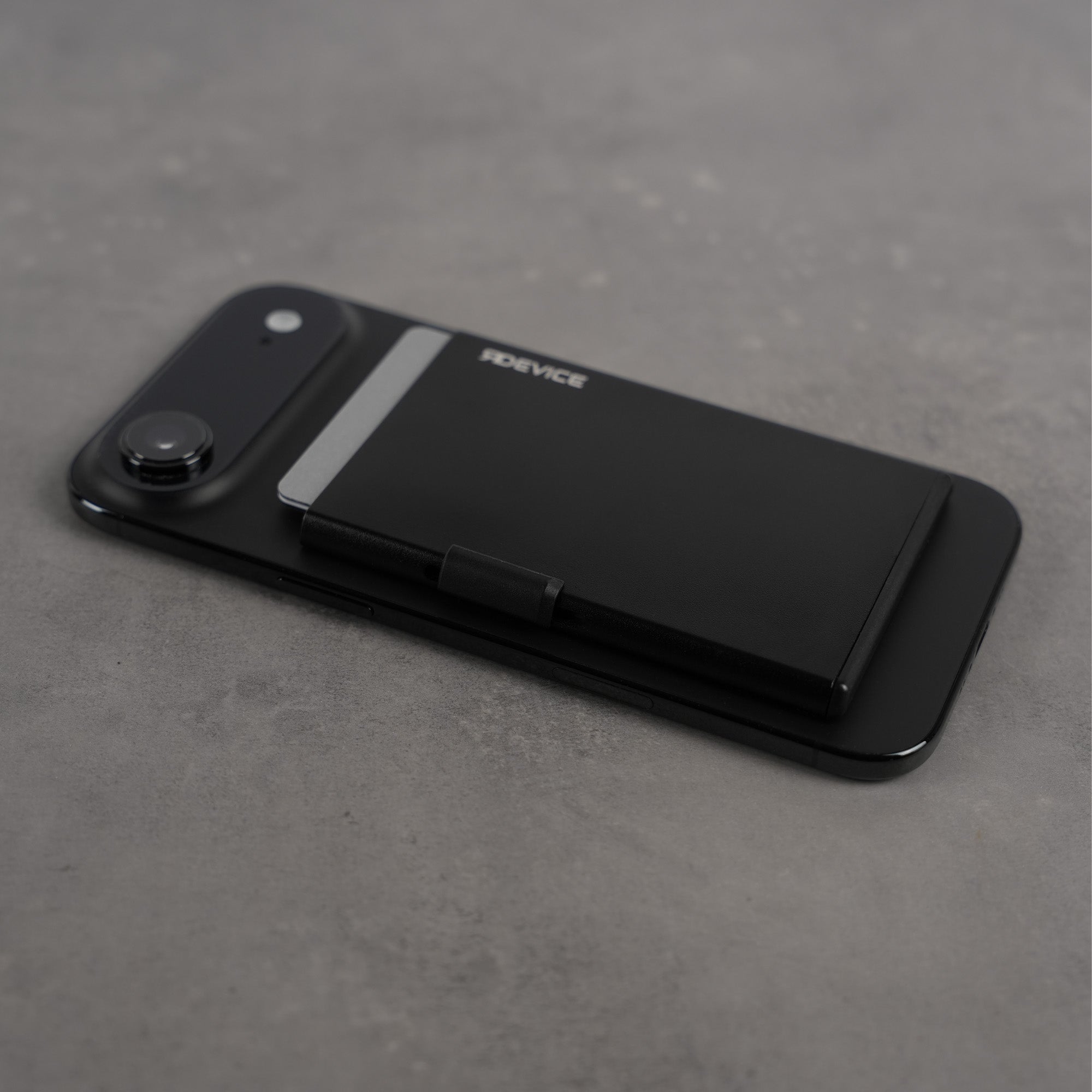 RD MagSafe Card Holder